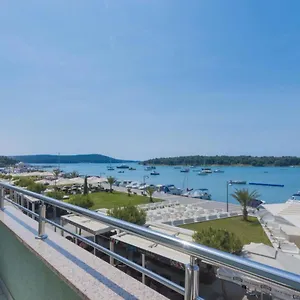hotellátogatás